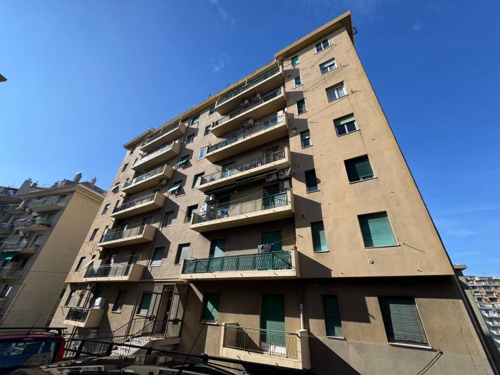 Appartamento a Genova in Via San Bartolomeo del Fossato - Foto 2