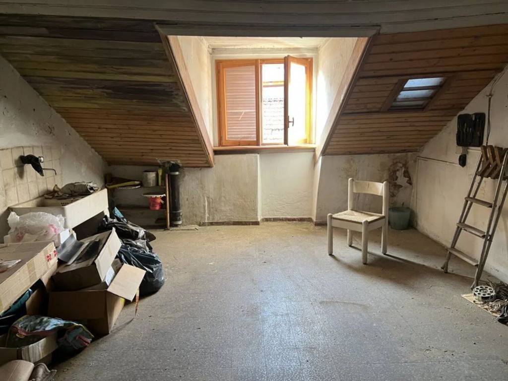 Villa a Valdilana in Frazione Lora, 2 - Foto 4