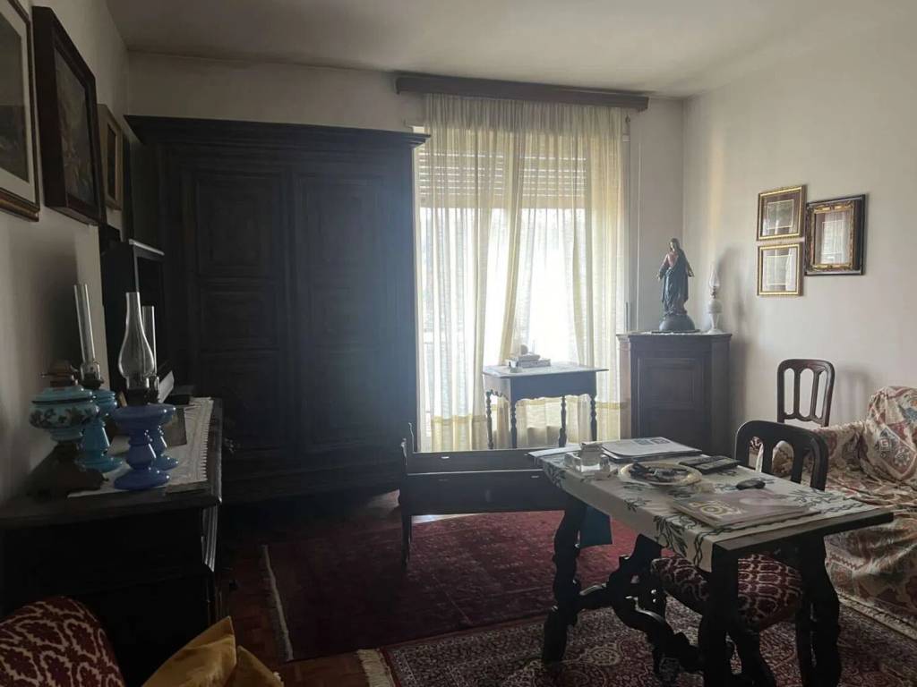 Appartamento a Borgosesia in Via Vittorio Veneto, 78 - Foto 2