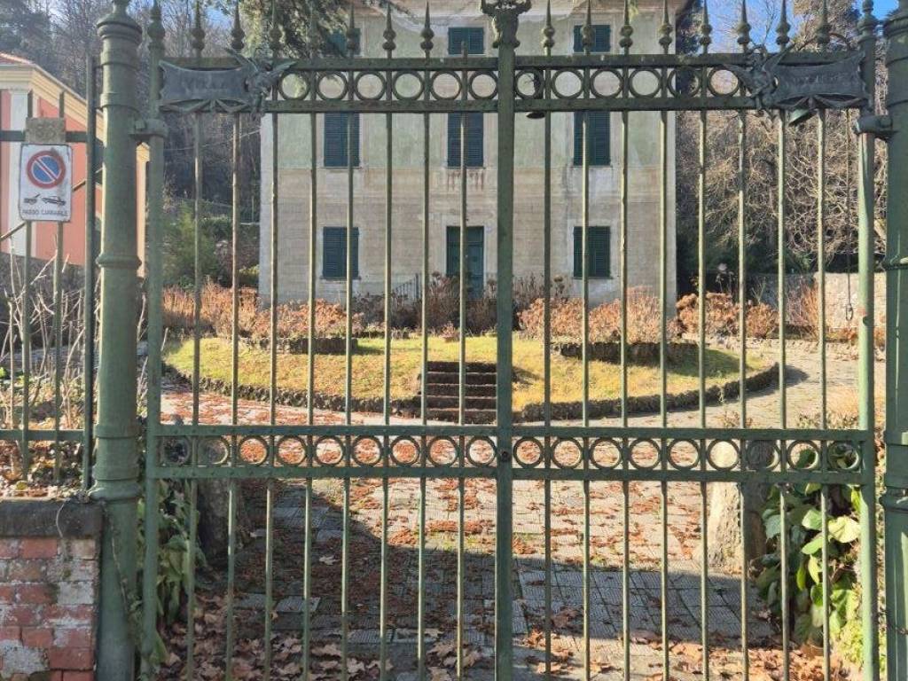 Villa a Ronco scrivia in Corso Trento e Trieste, 83 - Foto 2