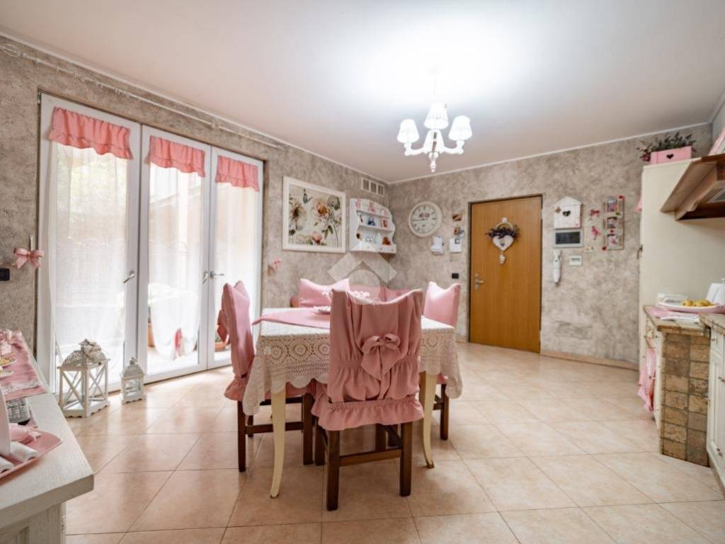 Appartamento a Paderno dugnano in Via Reali, 82 - Foto 3