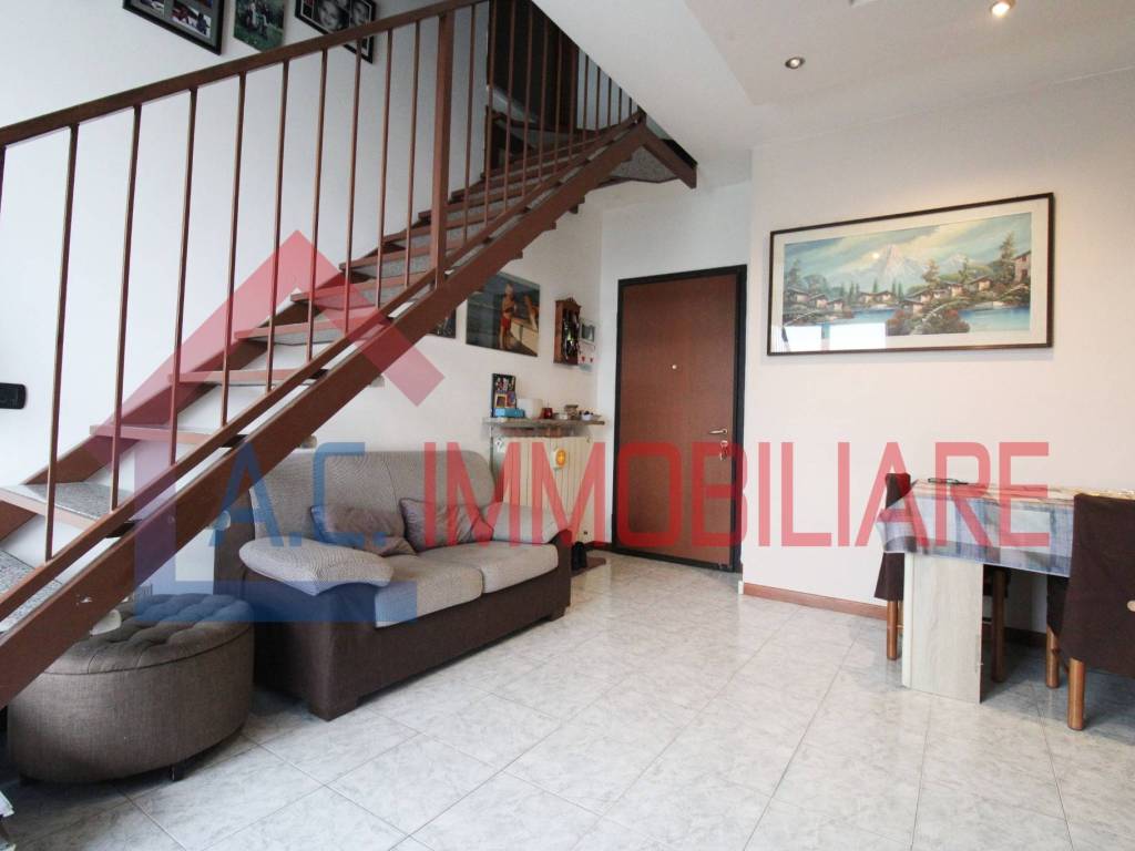 Appartamento a Sesto calende in Via San Giorgio, 19 - Foto 5