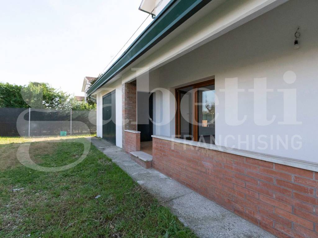 Villa a Mogliano veneto in Via Zero Branco , 24 - Foto 5