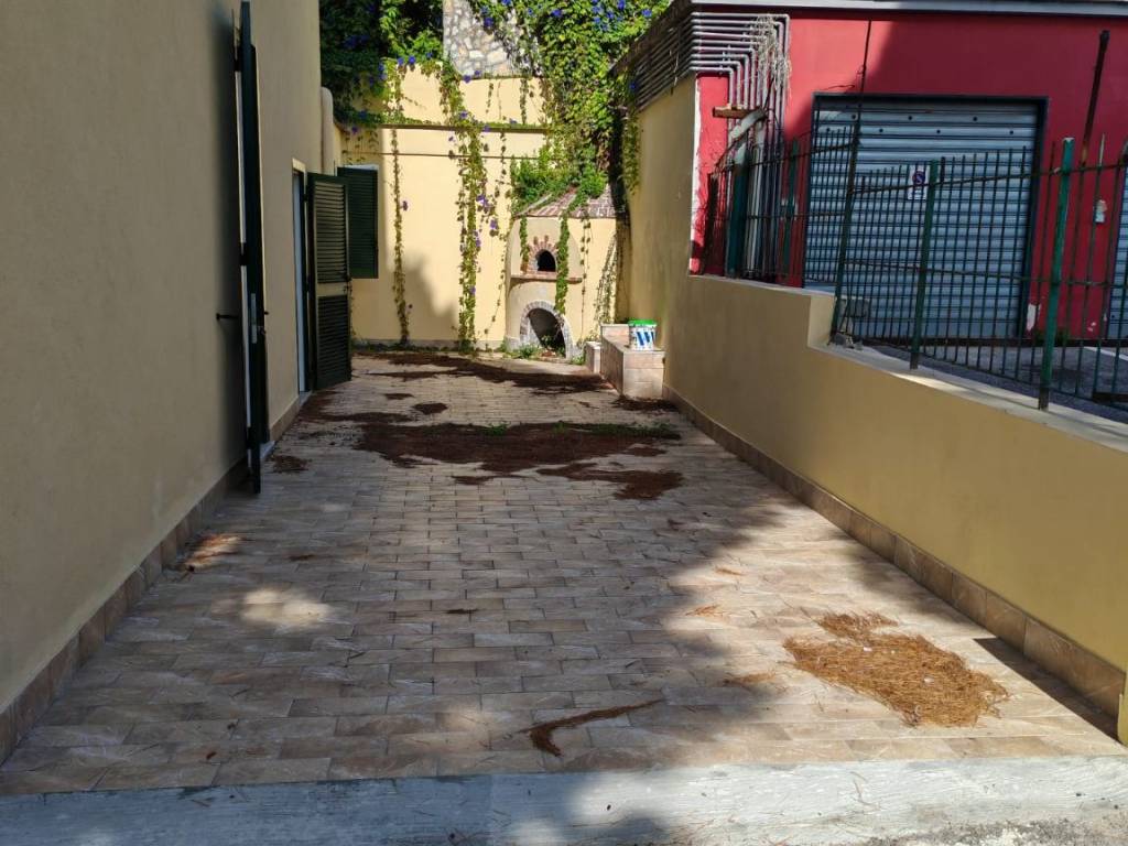 Appartamento a Pozzuoli in Via Raimondo Annecchino - Foto 2