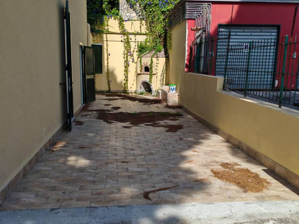 Appartamento a Pozzuoli in Via Raimondo Annecchino - Foto 4