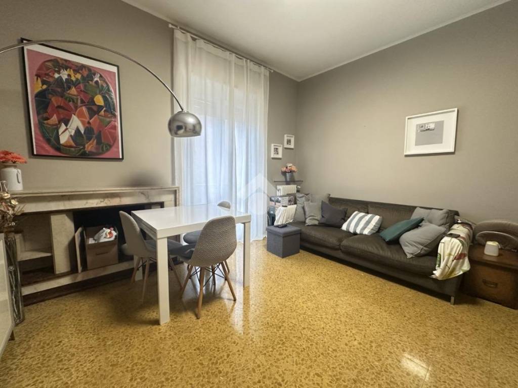 Appartamento a Pavia in Via Carlo Cattaneo, 4 - Foto 3