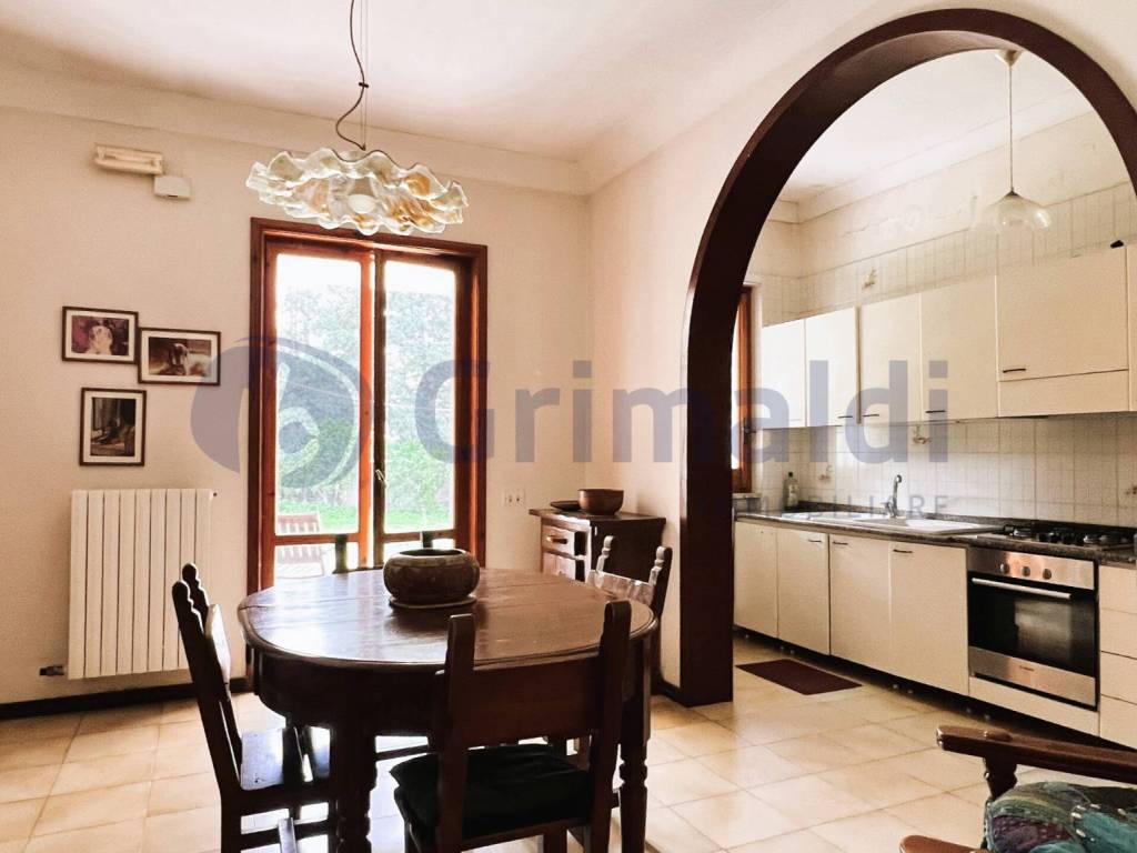 Villa a Lecce in Via Sesto Aurelio Properzio - Foto 5