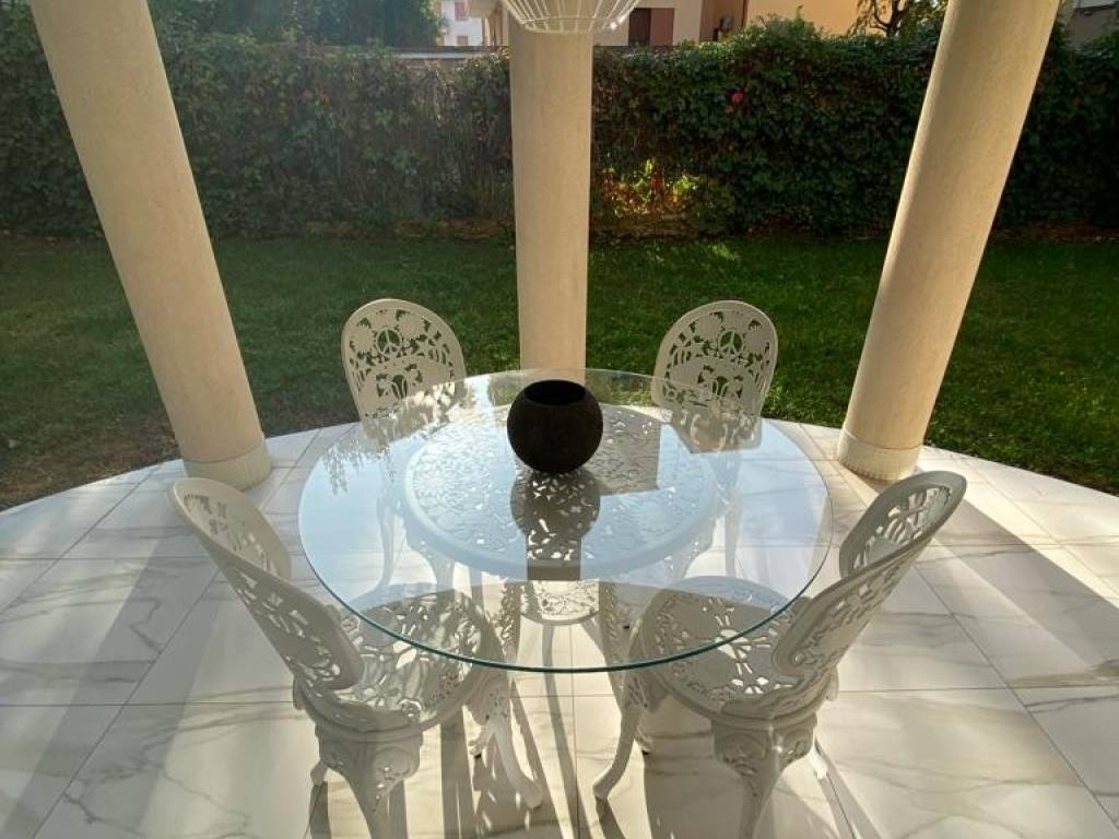 Appartamento a Modena in Viale Gaetano Moreali - Foto 2