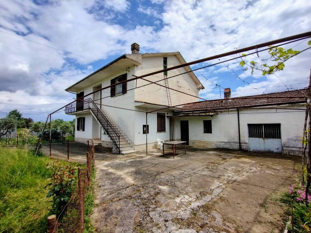 Villa a Ceprano in Via Colle Asparagi, 25 - Foto 3
