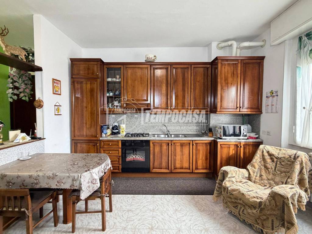 Appartamento a Merate in Via XXV Aprile 167 - Foto 4