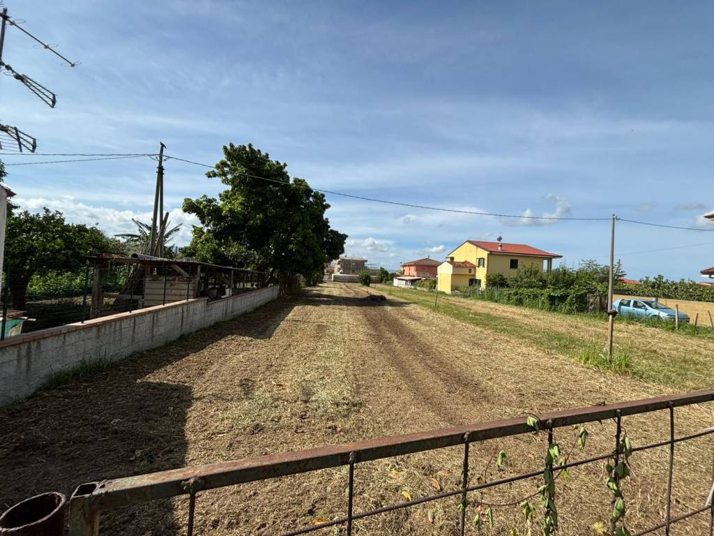 Terreno a Lamezia terme in Via dei Siculi - Foto 4
