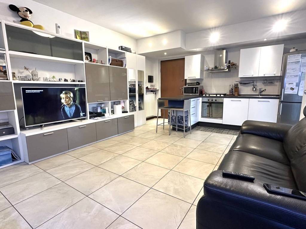 Appartamento a Saronno in Via Valtellina, 5 - Foto 4