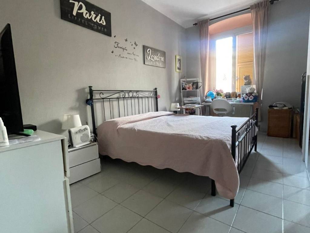 Appartamento a Genova in Via Giuseppe Casaregis - Foto 3