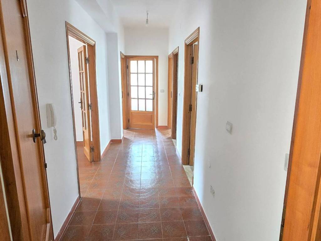 Appartamento a Oliena in Via Alberto Calamida - Foto 4