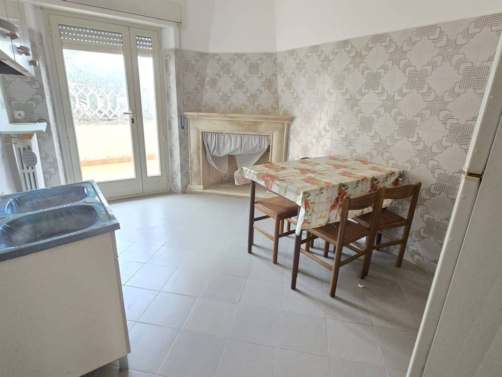 Appartamento a Oliena in Via Alberto Calamida - Foto 5