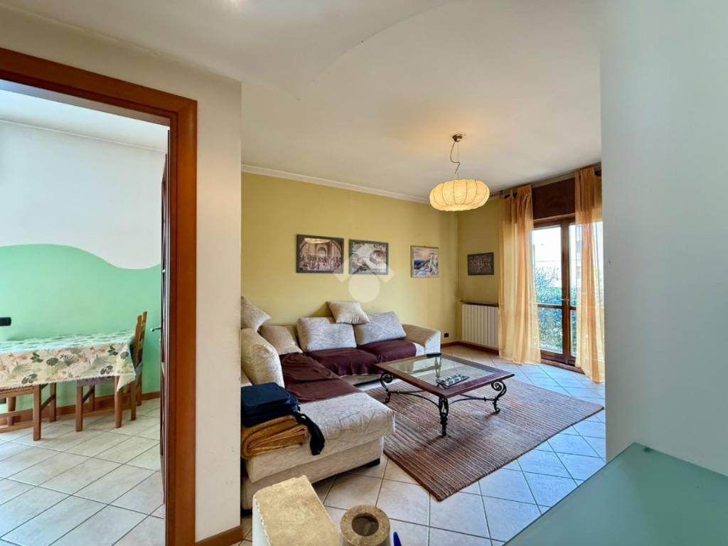 Appartamento a Nembro in Via Rotone, 19 - Foto 2
