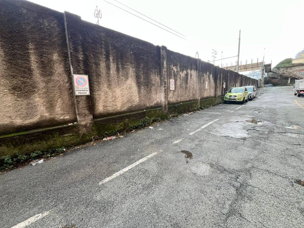 Box / garage a Genova in Via Giacomo Bruzzo - Foto 4