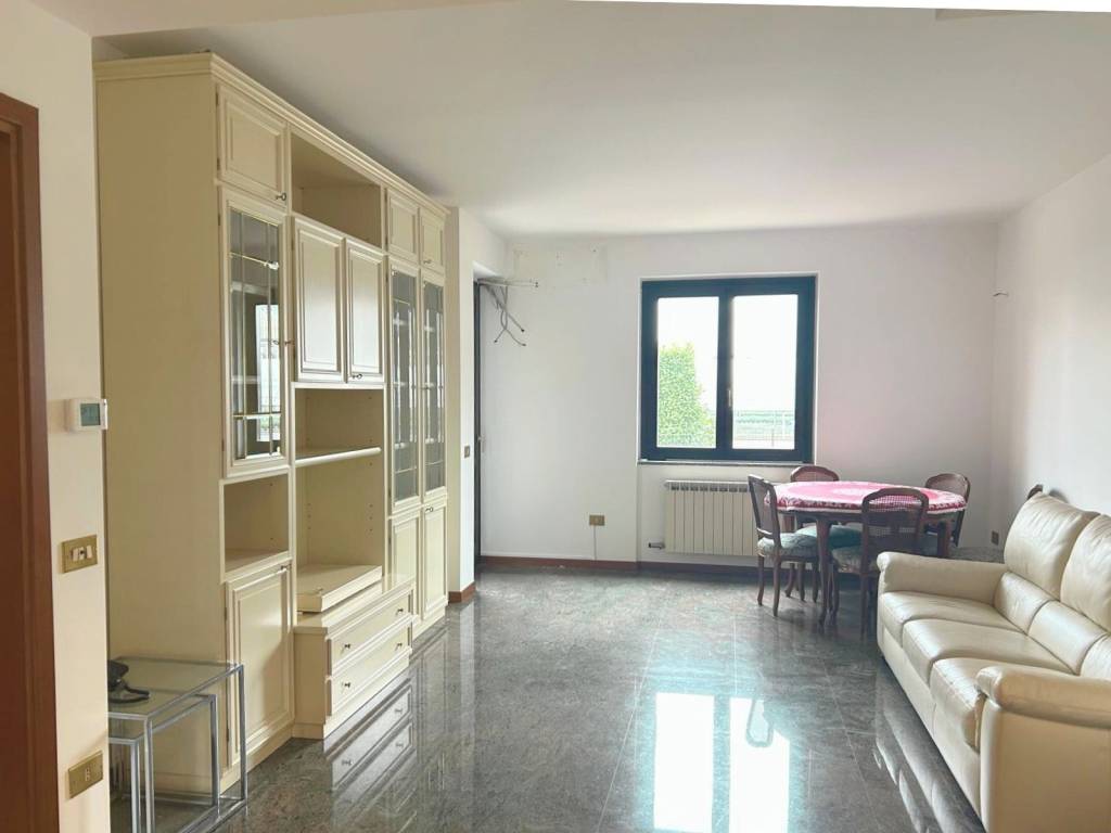 Appartamento a Sarnico in Via Alpini, 2 - Foto 2