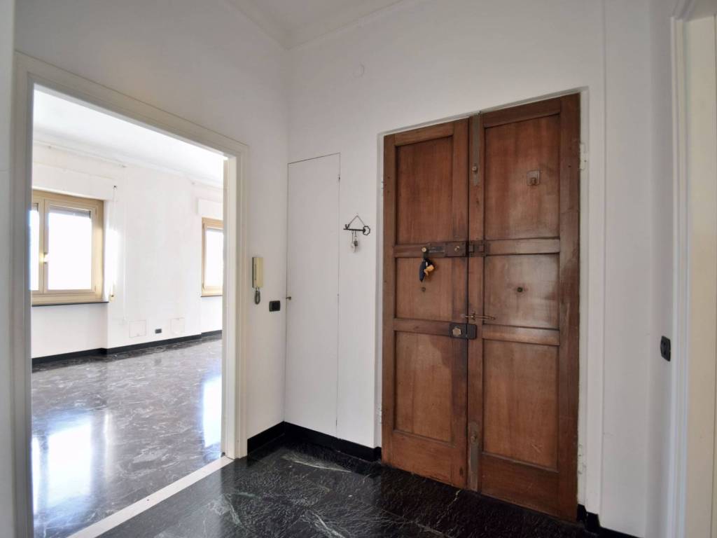 Appartamento a Genova in Via Assab - Foto 4