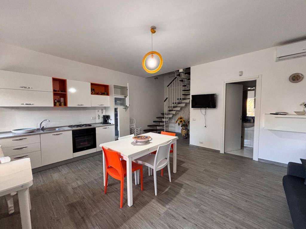 Appartamento a Reitano in Via Lungomare Colonna - Foto 3