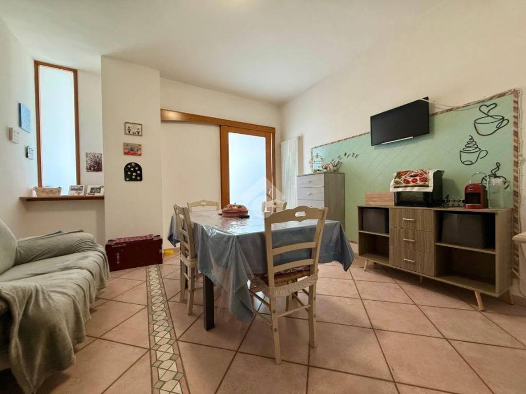 Appartamento a Bitonto in Via Leongito, 6 - Foto 5
