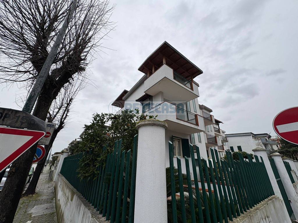 Villetta a schiera a Marcianise in Via Giovanni Falcone - Foto 3