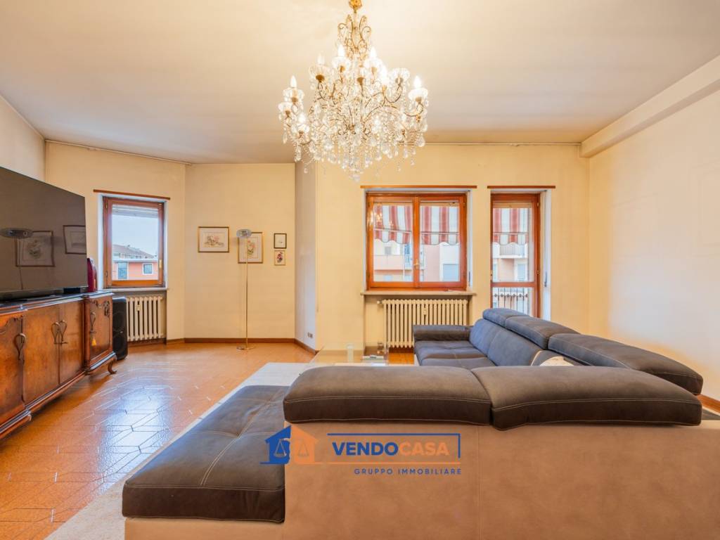 Appartamento a Mondovì in Corso Armando Diaz, 4 - Foto 2