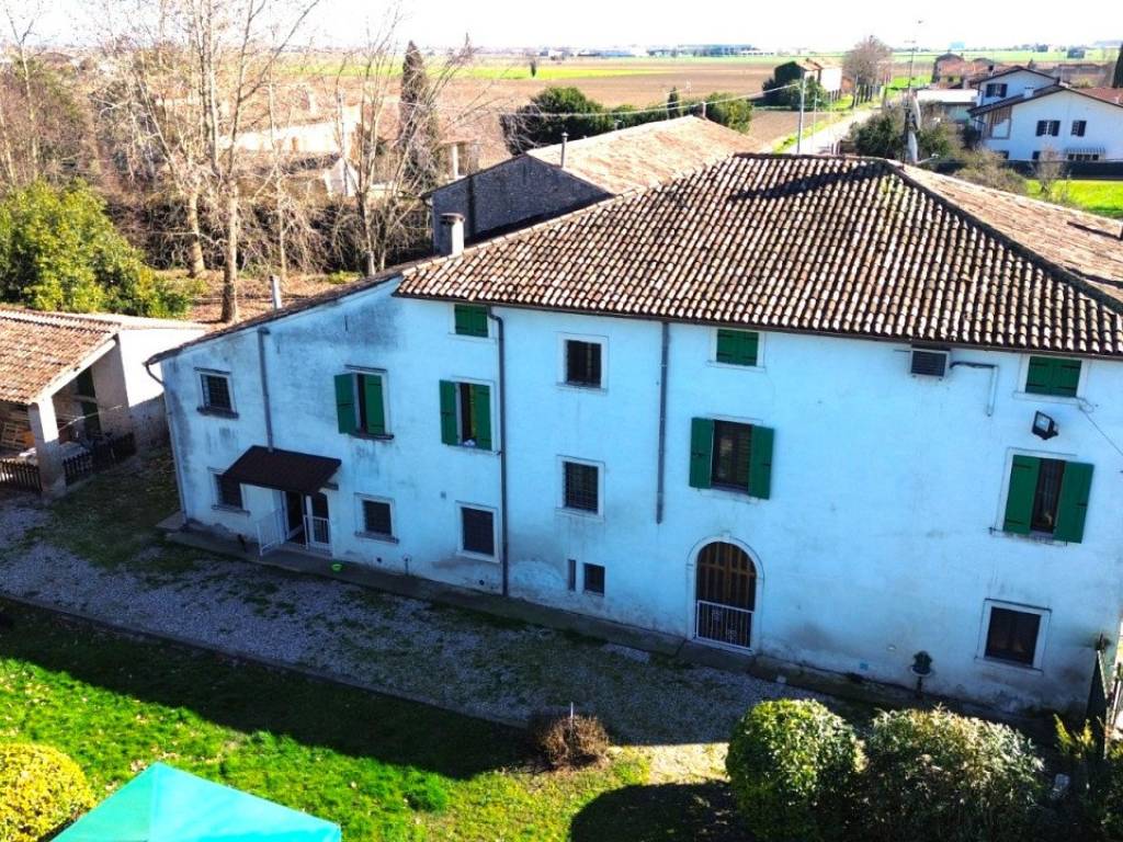 Rustico / casale a Mozzecane - Foto 2
