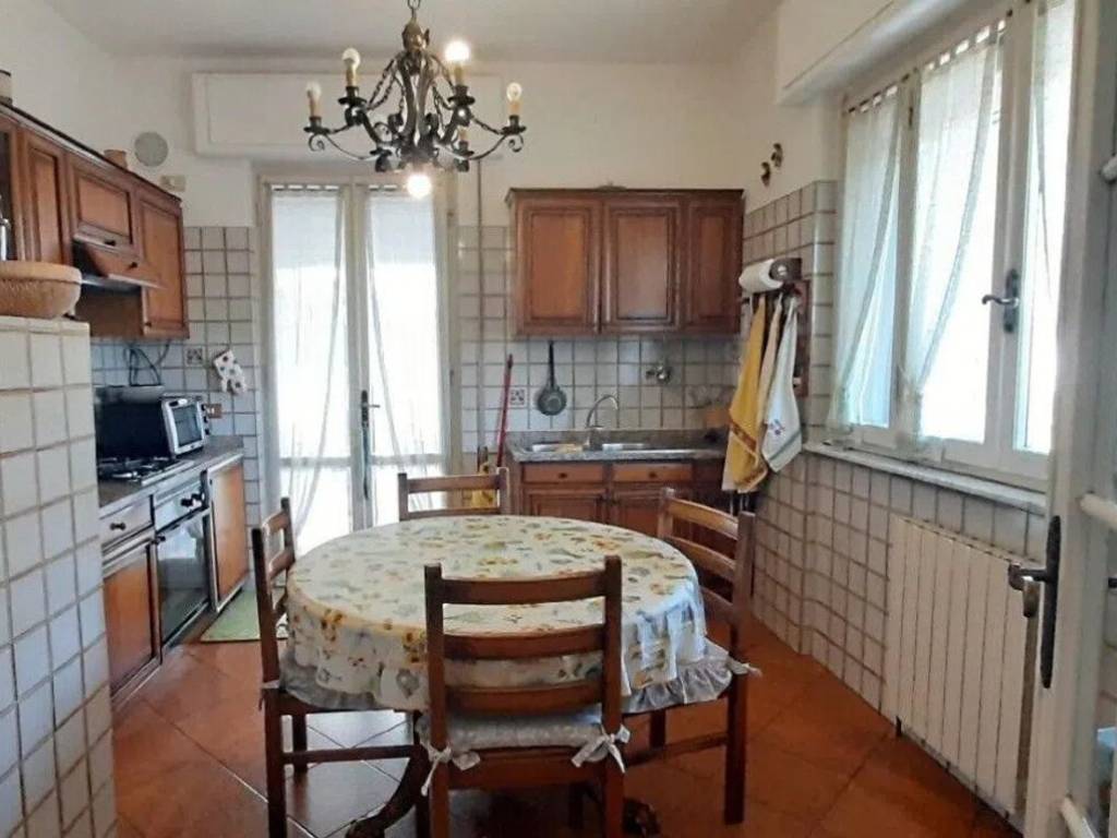 Villa a Camaiore in Via Brasile - Foto 3