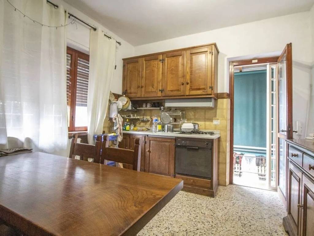 Villa a Camaiore in Via Della Pace - Foto 5