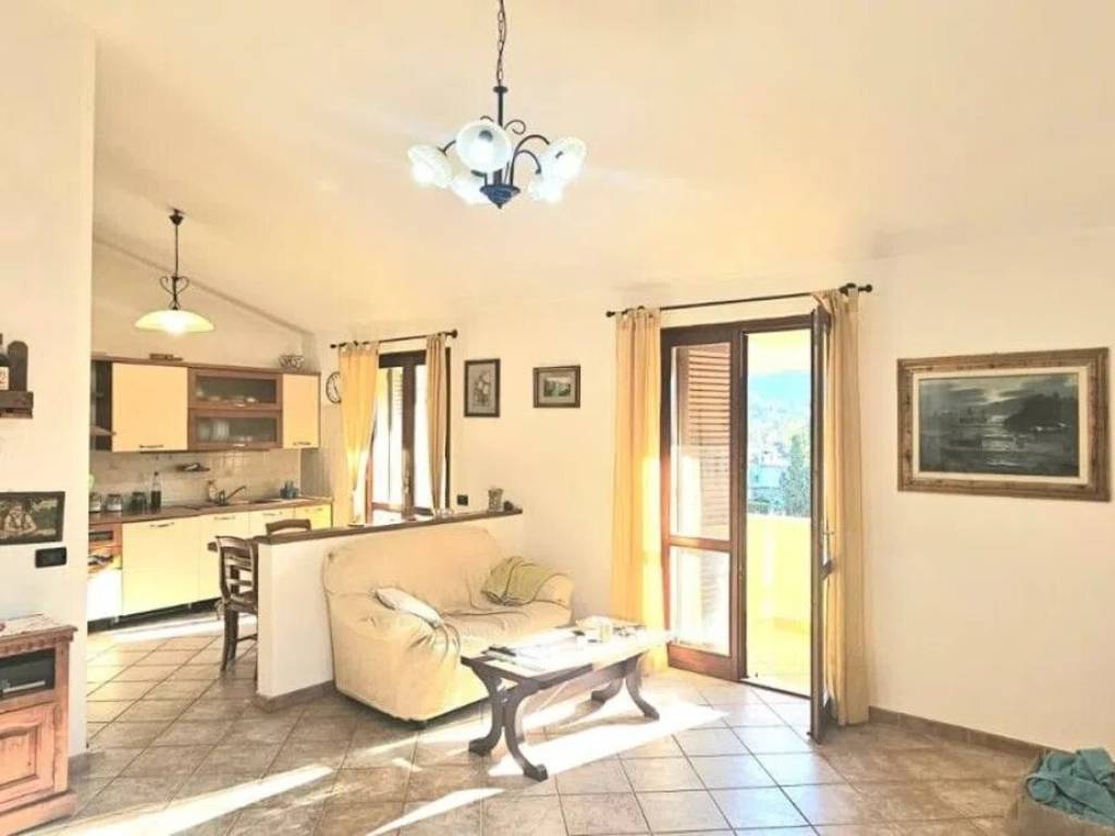 Appartamento a Camaiore in Via Roma - Foto 4
