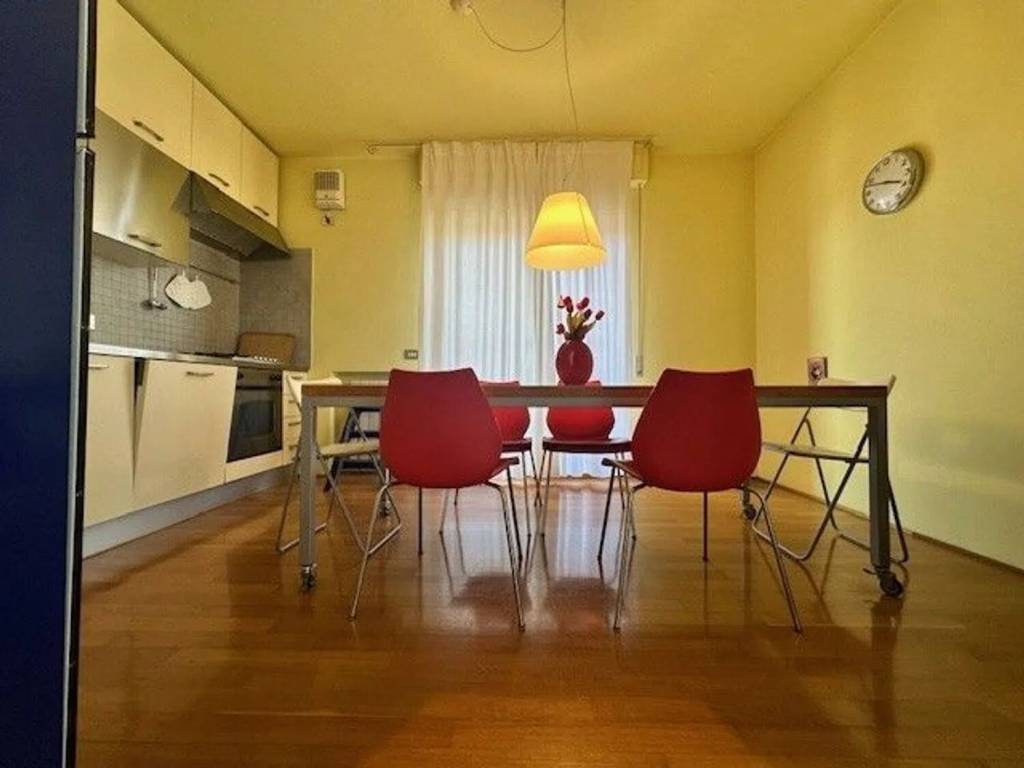 Appartamento a Camaiore in Via Adua - Foto 4