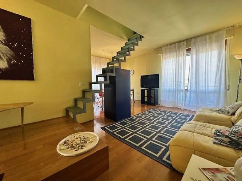 Appartamento a Camaiore in Via Adua - Foto 5