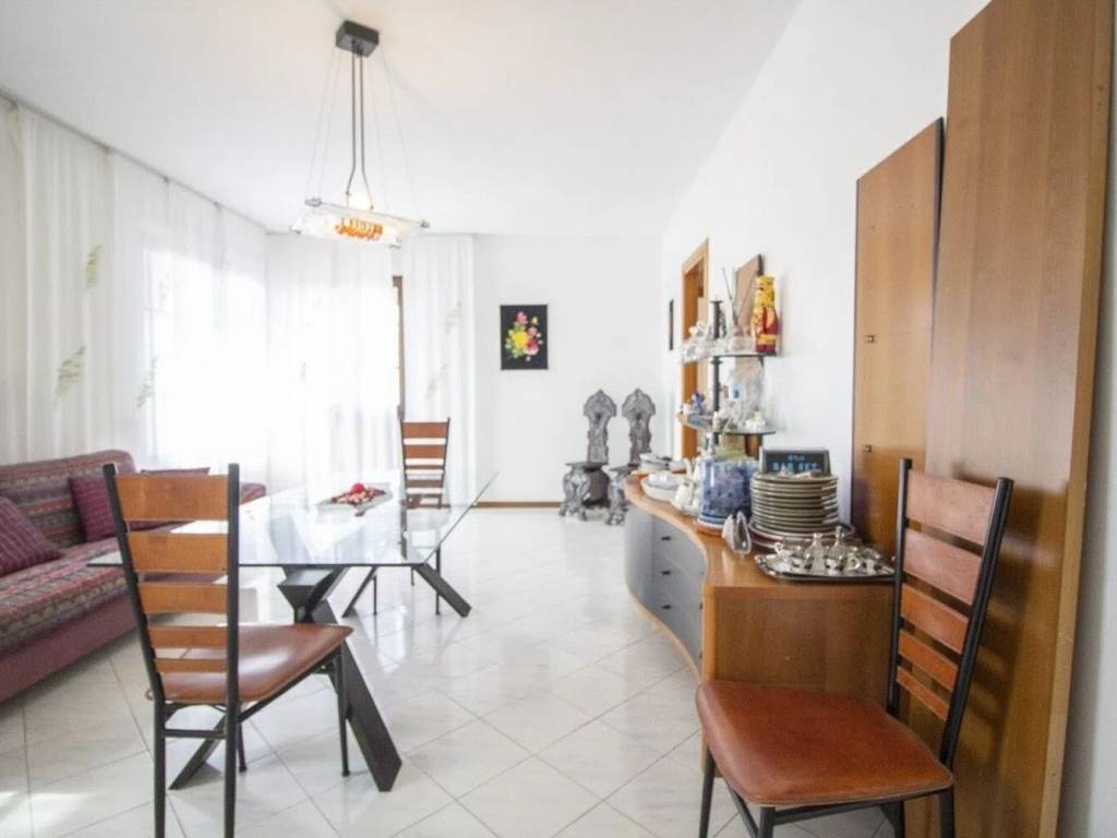 Appartamento a Camaiore in Via Euclide - Foto 2