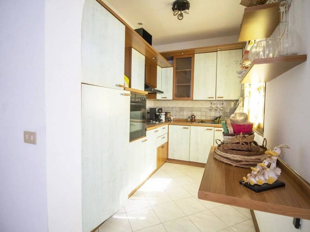 Appartamento a Camaiore in Via Euclide - Foto 4