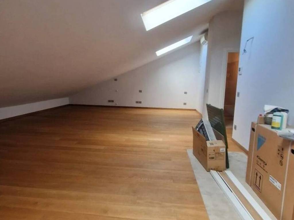 Appartamento a Viareggio in Viale Ugo Foscolo - Foto 2