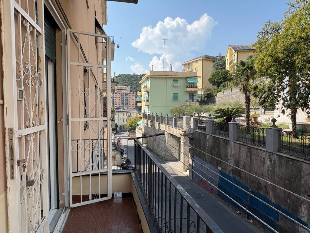 Appartamento a Genova in Via Giulio Tanini - Foto 4