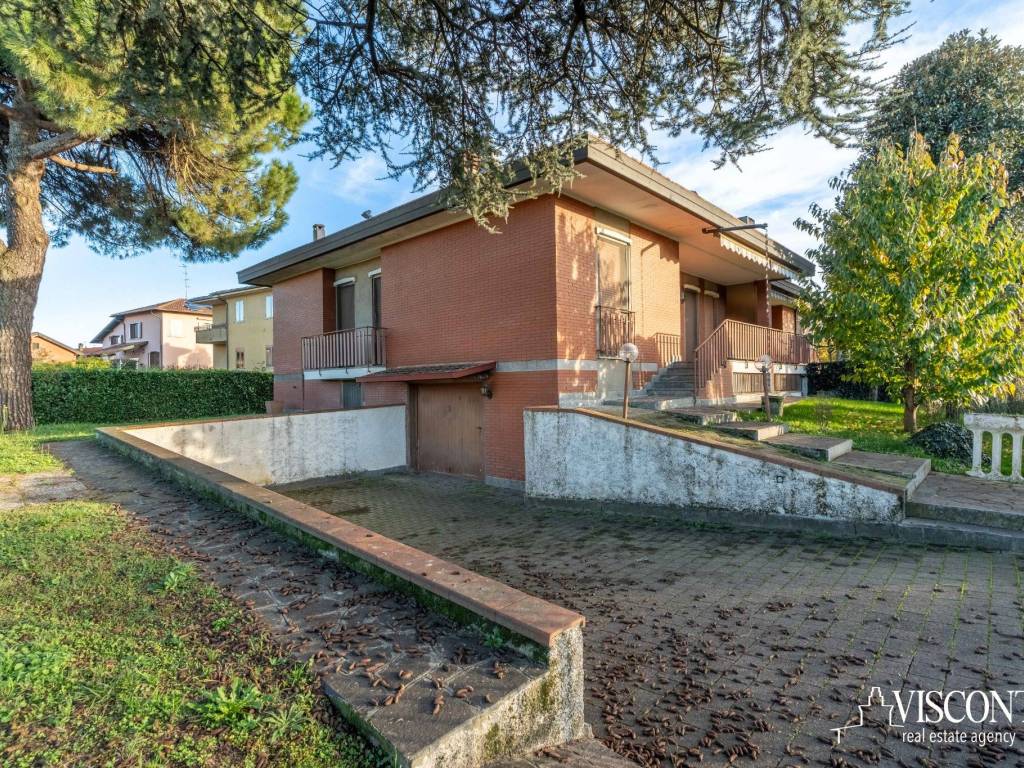 Villa a Cisliano in Via Piave, 36 - Foto 2