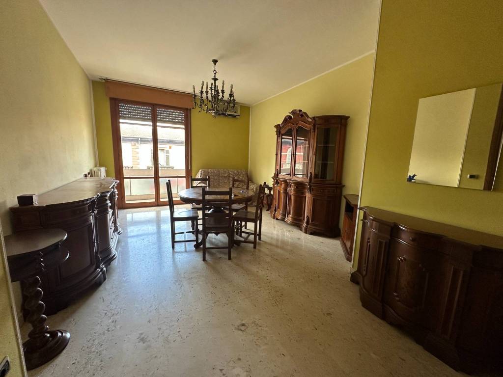 Appartamento a Vercelli in Via Giuseppe Chicco, 4 - Foto 2