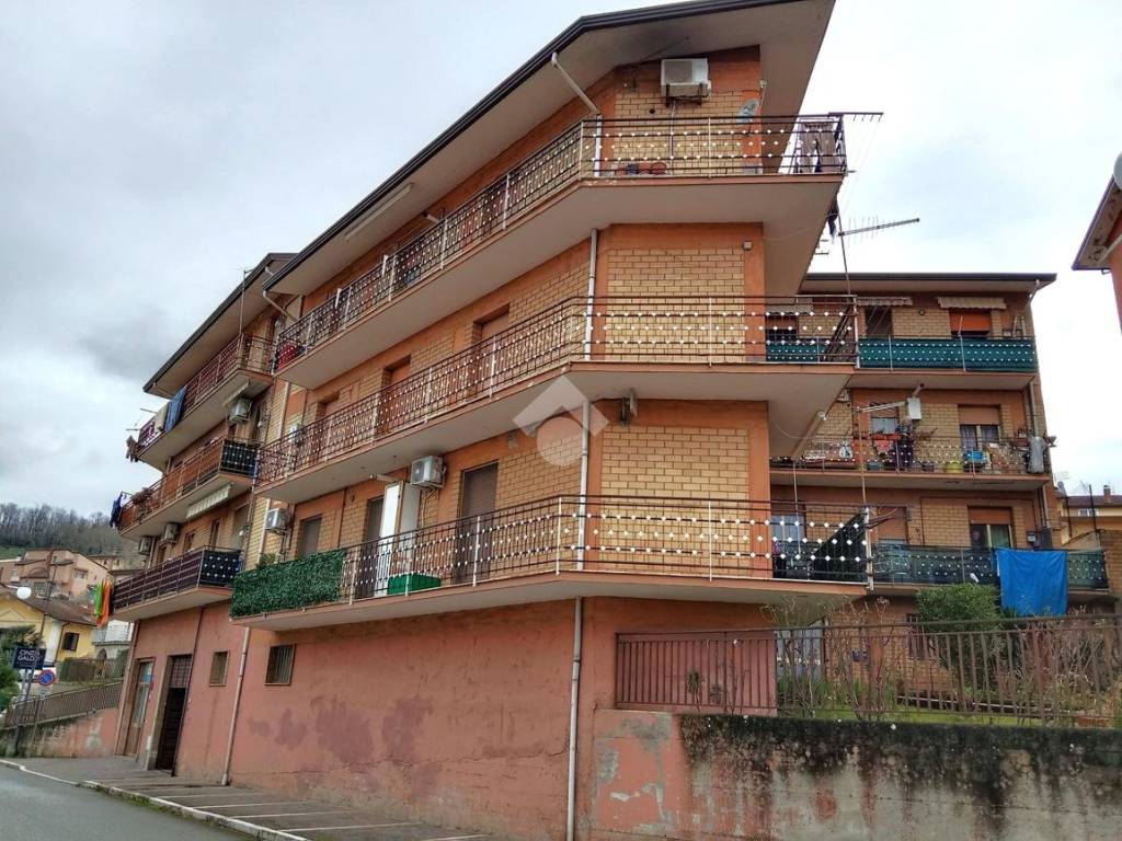 Loft / open space a Pratola serra in Via Gustavo Picardo - Foto 2