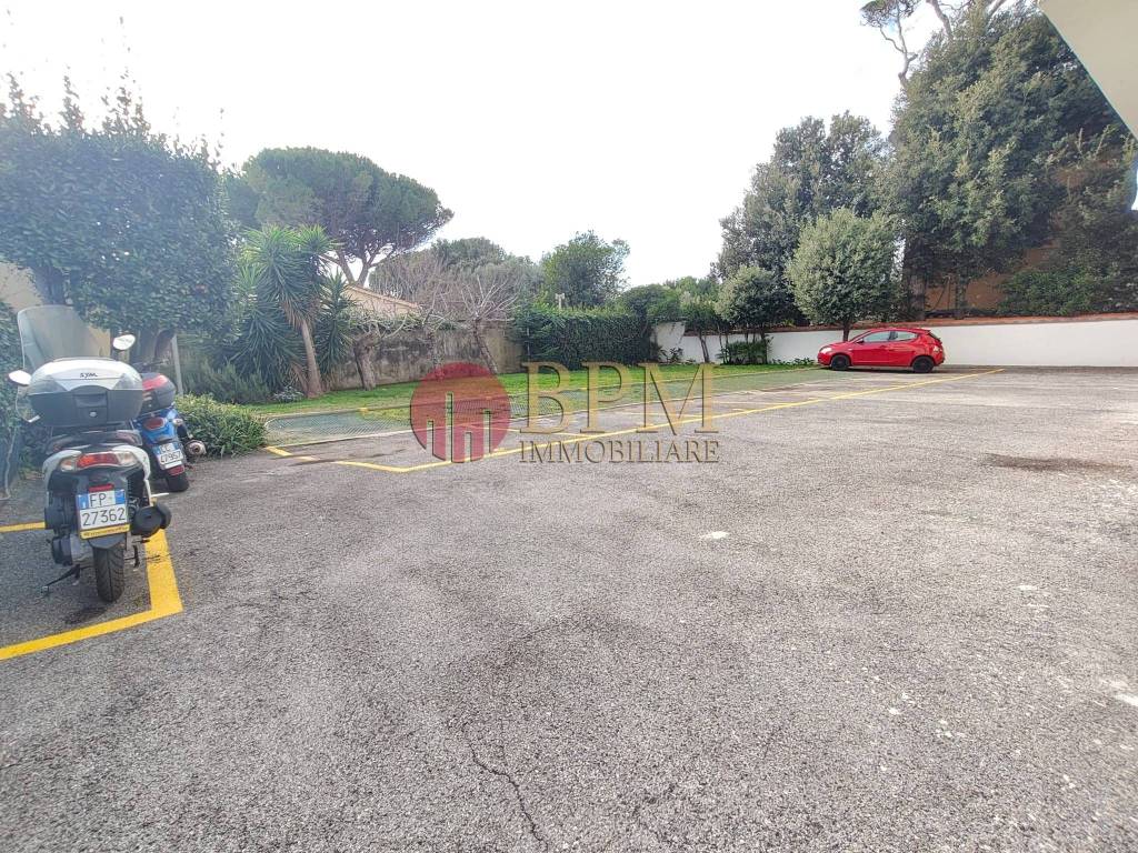 Appartamento a Livorno in Via Fratelli del Conte, 37 - Foto 4