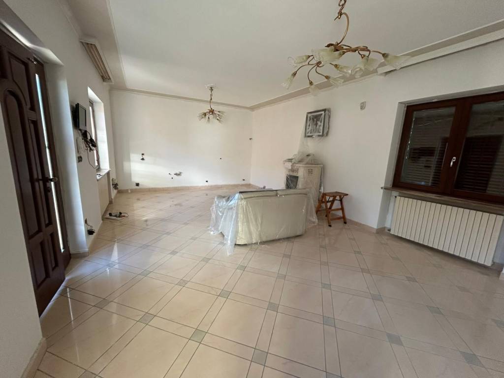 Villa a Asti in Via Umberto Grilli - Foto 2