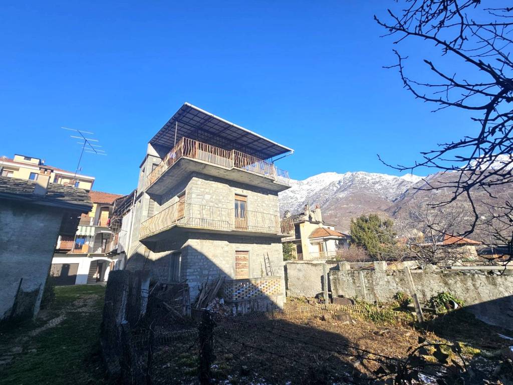 Casa indipendente a Bussoleno in Via Mattie, 21 - Foto 2