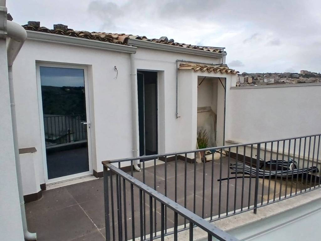 Appartamento a Modica in Corso Vittorio Emanuele, 109 - Foto 4