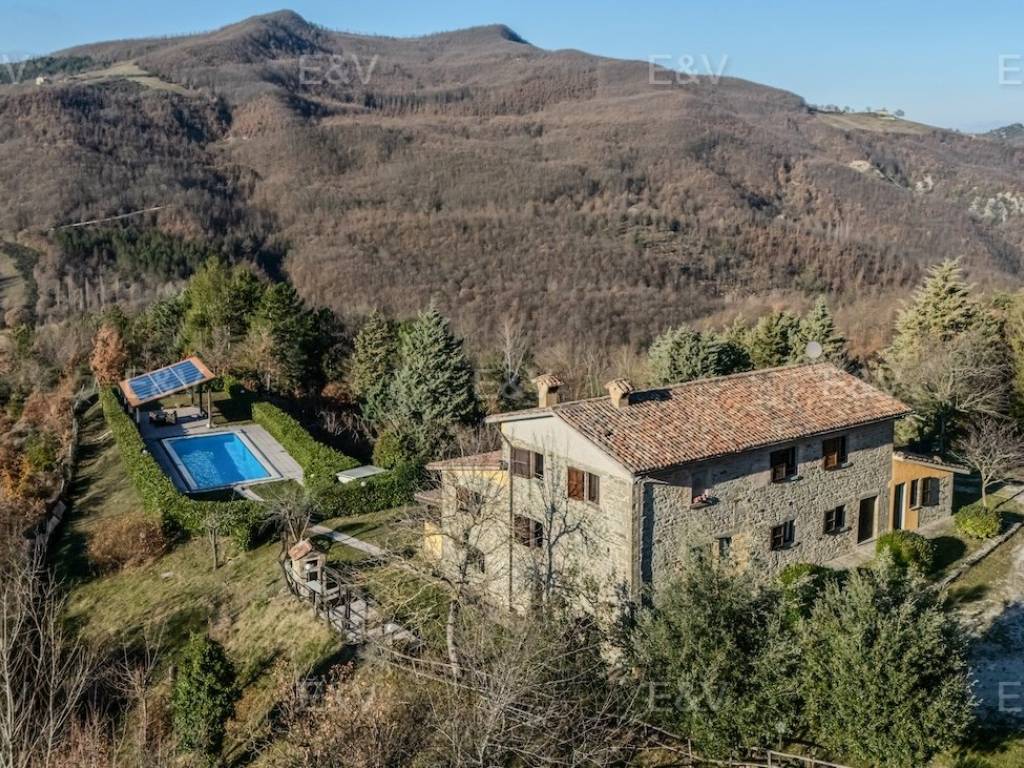 Rustico / casale a Apecchio in Vocabolo Chigualtieri - Foto 4