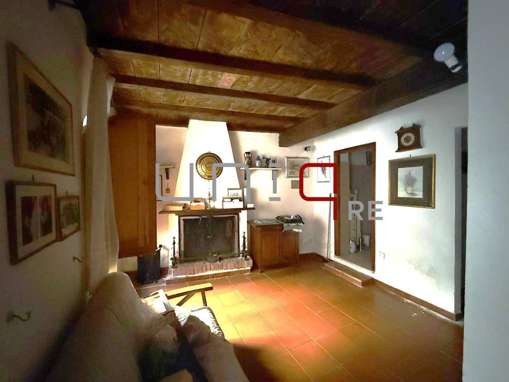 Casa indipendente a Priverno in Via Baboto, 13 - Foto 3
