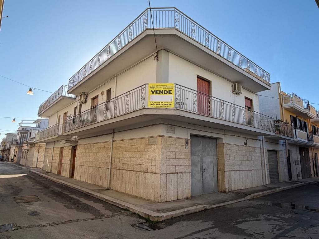 Appartamento a Trinitapoli in Via Don Luigi Sturzo, 39 - Foto 3