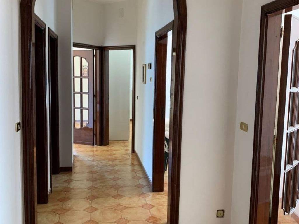 Appartamento a Trinitapoli in Via Don Luigi Sturzo, 39 - Foto 4