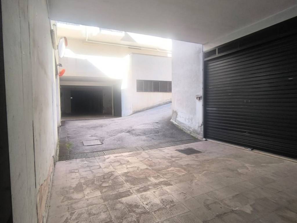 Box / garage a Trani in Via Antonio Gramsci - Foto 3