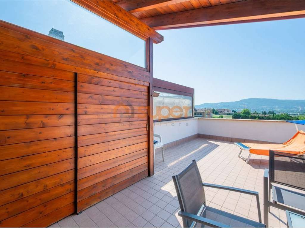Appartamento a Perugia in Via P. Ceccarelli, 26 - Foto 3